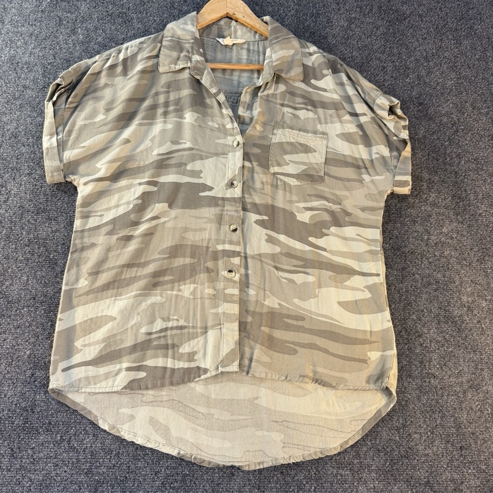 Sim & Sam Camo Button Front Blouse Top Womens XL Rayon Roll Tab Sleeve